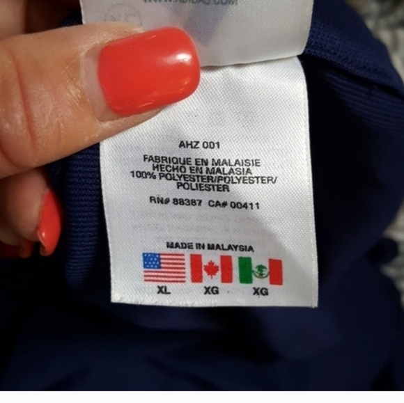 Adidas V neck tee‎ XL - Picture 4 of 5